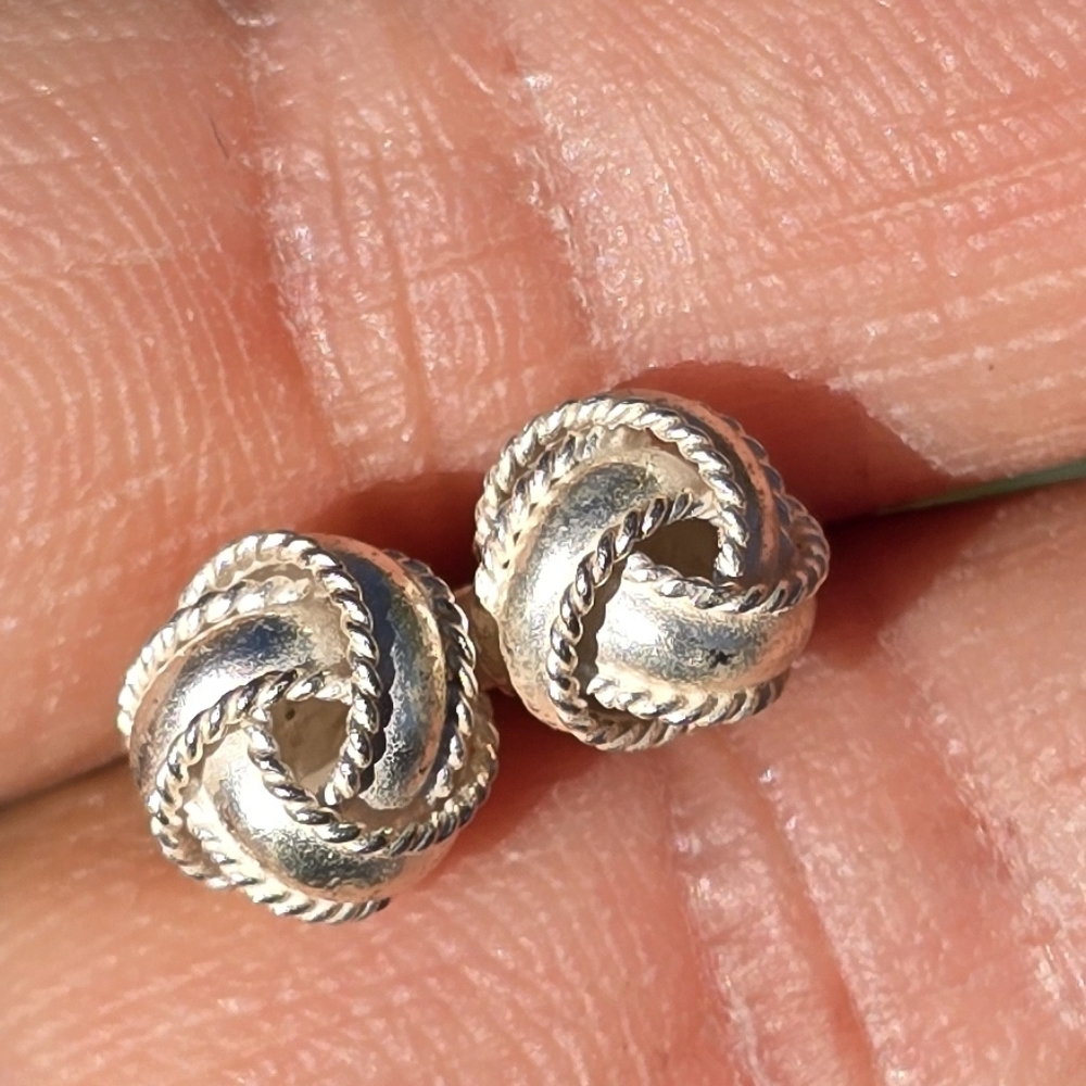 Classic solid 925 sterling silver love knot studs earrings minimalist